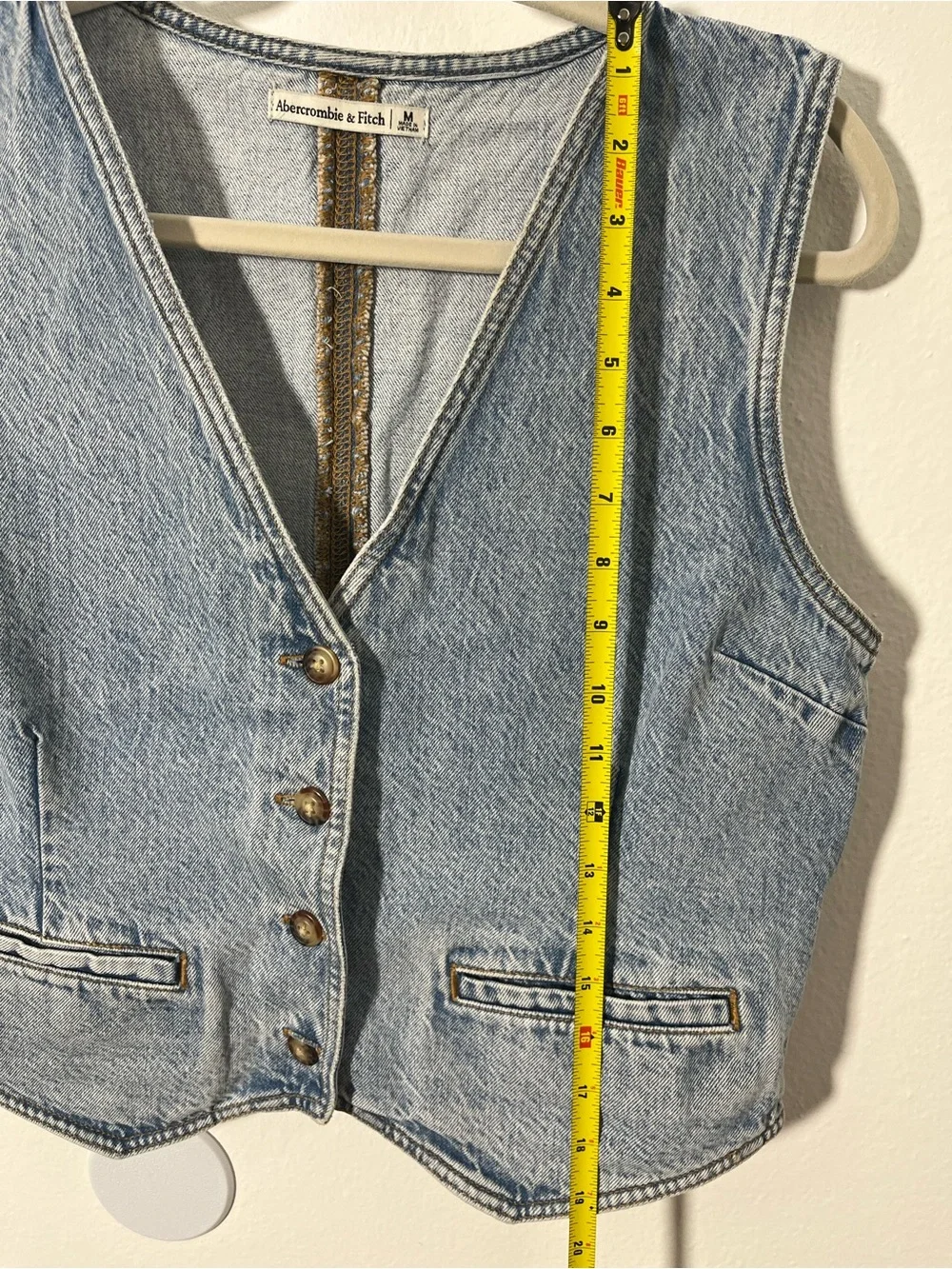 Abercrombie & Fitch Size M Light Blue Denim Vest with 5 Button Closure - Picture 5 of 5